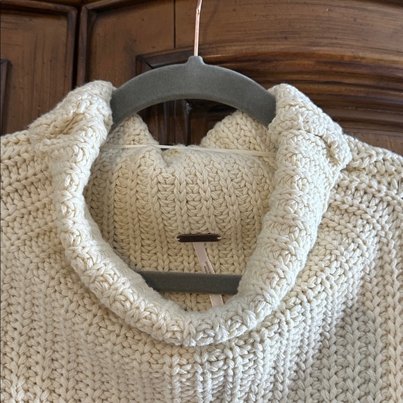 NEW Free People Oversized Cozy Cream XS Sweater - Picture 8 of 13